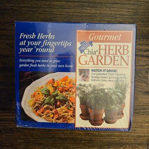 BRAND NEW GOURMET CHIA HERB GARDEN KIT